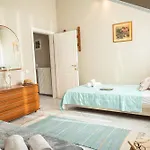 Villa Regina By The Sea