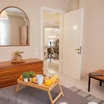 Villa Regina By The Sea
