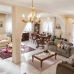 Regina By The Sea Villa *