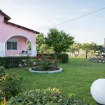 Villa Regina By The Sea