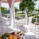 Villa Regina By The Sea